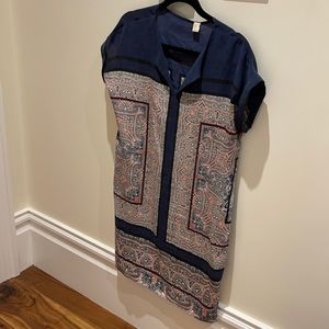 Blue silk shift dress with intricate color block